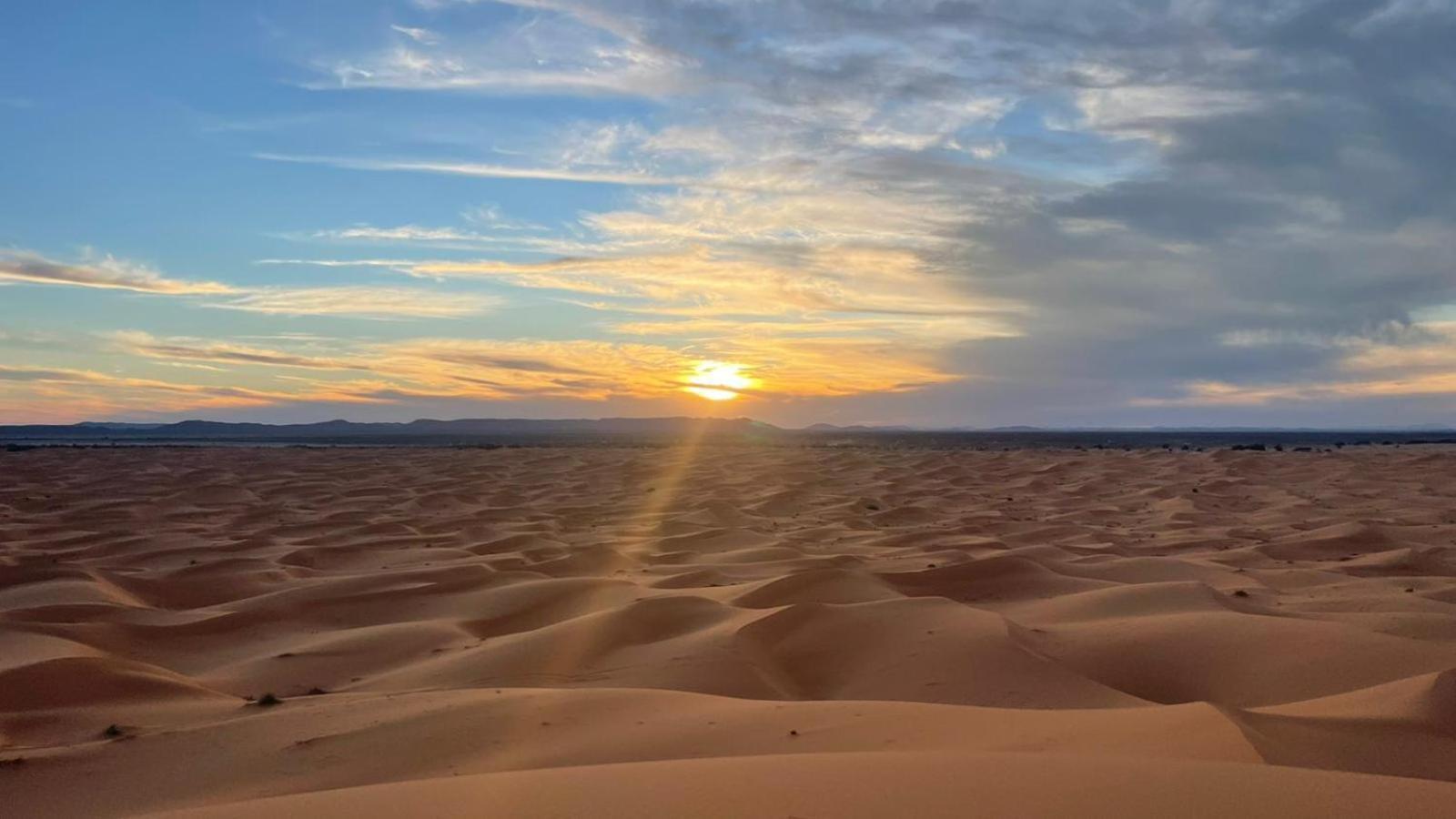 Hotel Sahara Luxury Camp Merzouga Zewnętrze zdjęcie